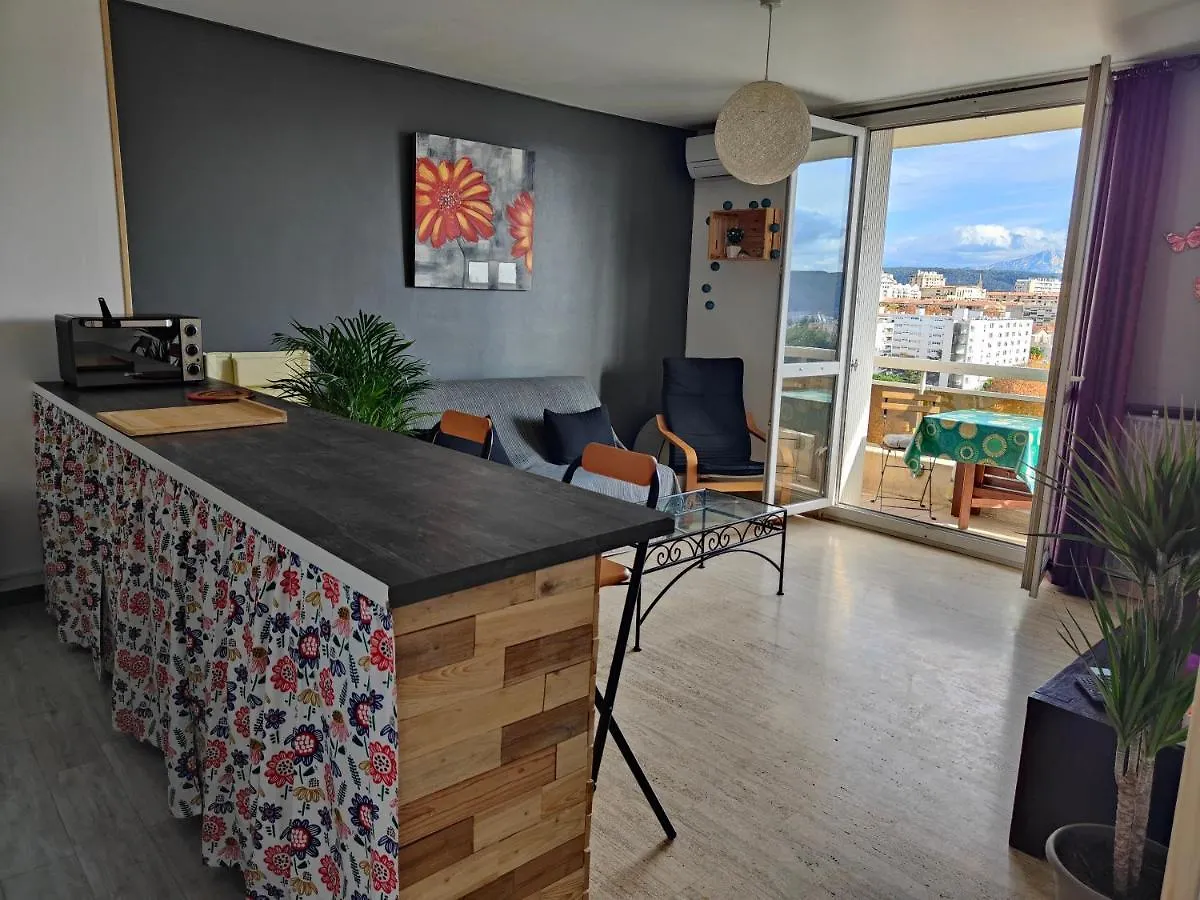 Bel Appartement De 42 M2 , 1 Chambre , Climatise. Aix-en-Provence 0*,